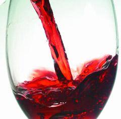 環(huán)球酒庫探秘 | 紅酒兌雪碧真的很low嗎？聊聊酒精飲料與脫醇酒的飲用文化