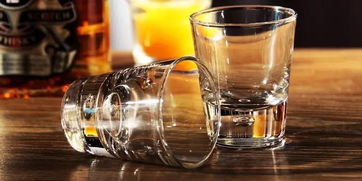 科學(xué)飲酒指南 如何在社交場(chǎng)合中享受酒精飲料，同時(shí)最大程度降低對(duì)身體的傷害